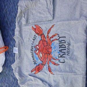 Gildan Red and Gray Short Sleeve Tees with Coastal Graphic